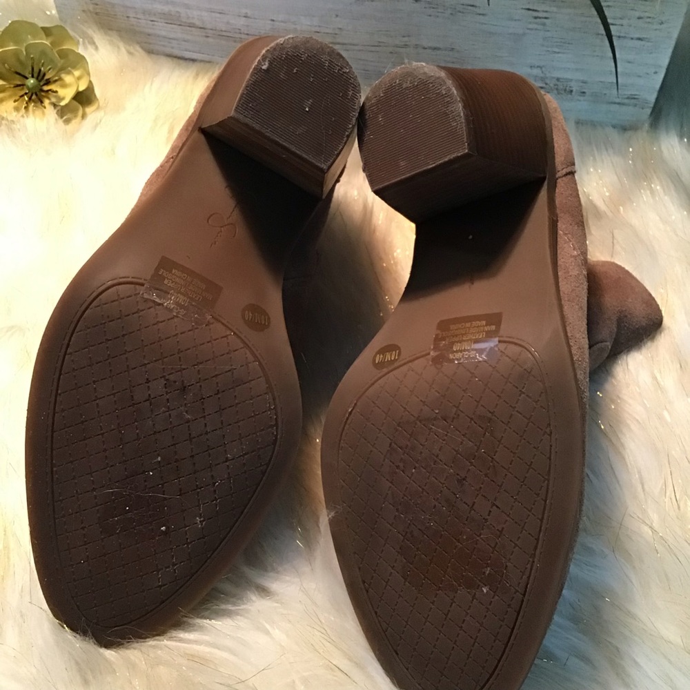 Jessica Simpson suede lace back Claron booties - Picture 6 of 7